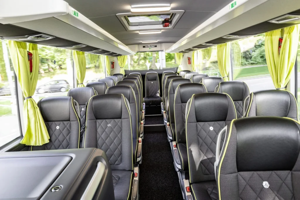 Touringcar huren Voorburg